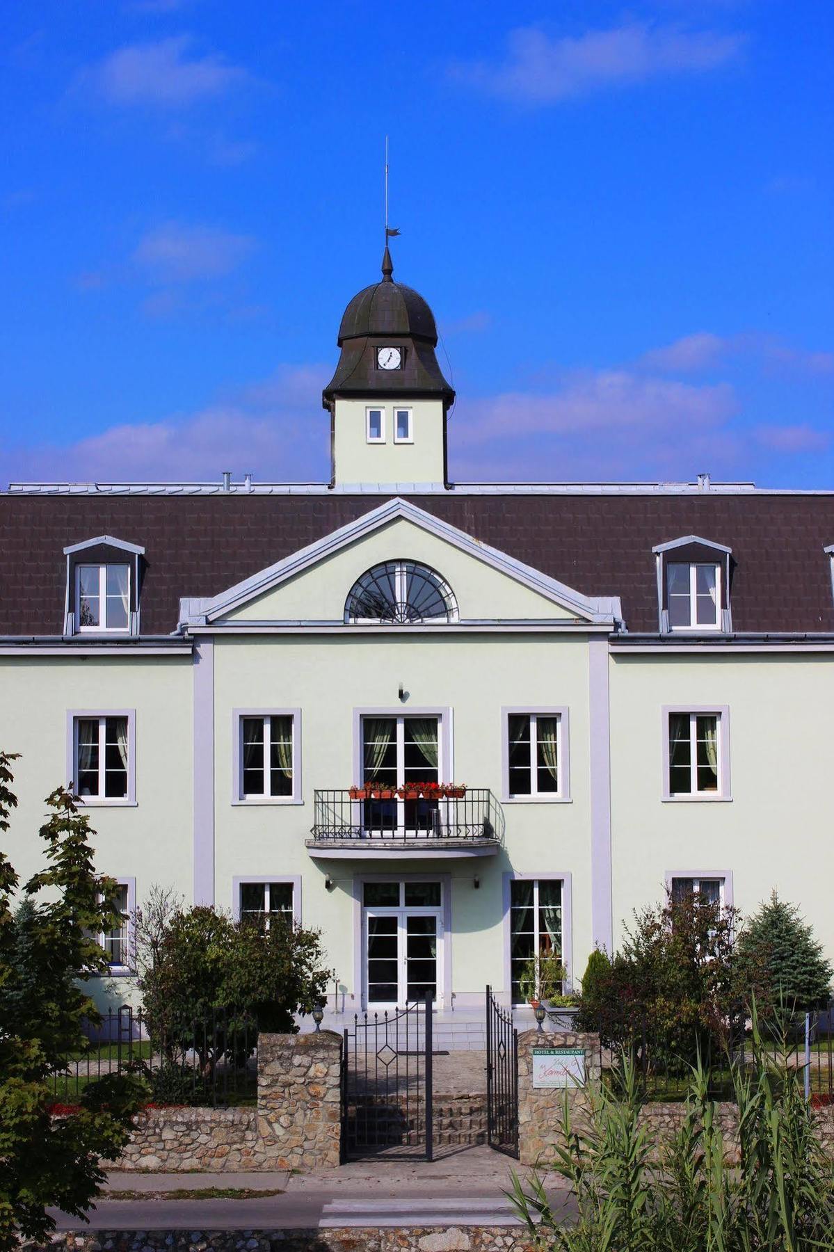 Kastiel Agatka Hotel Chorvatsky Grob Exterior foto